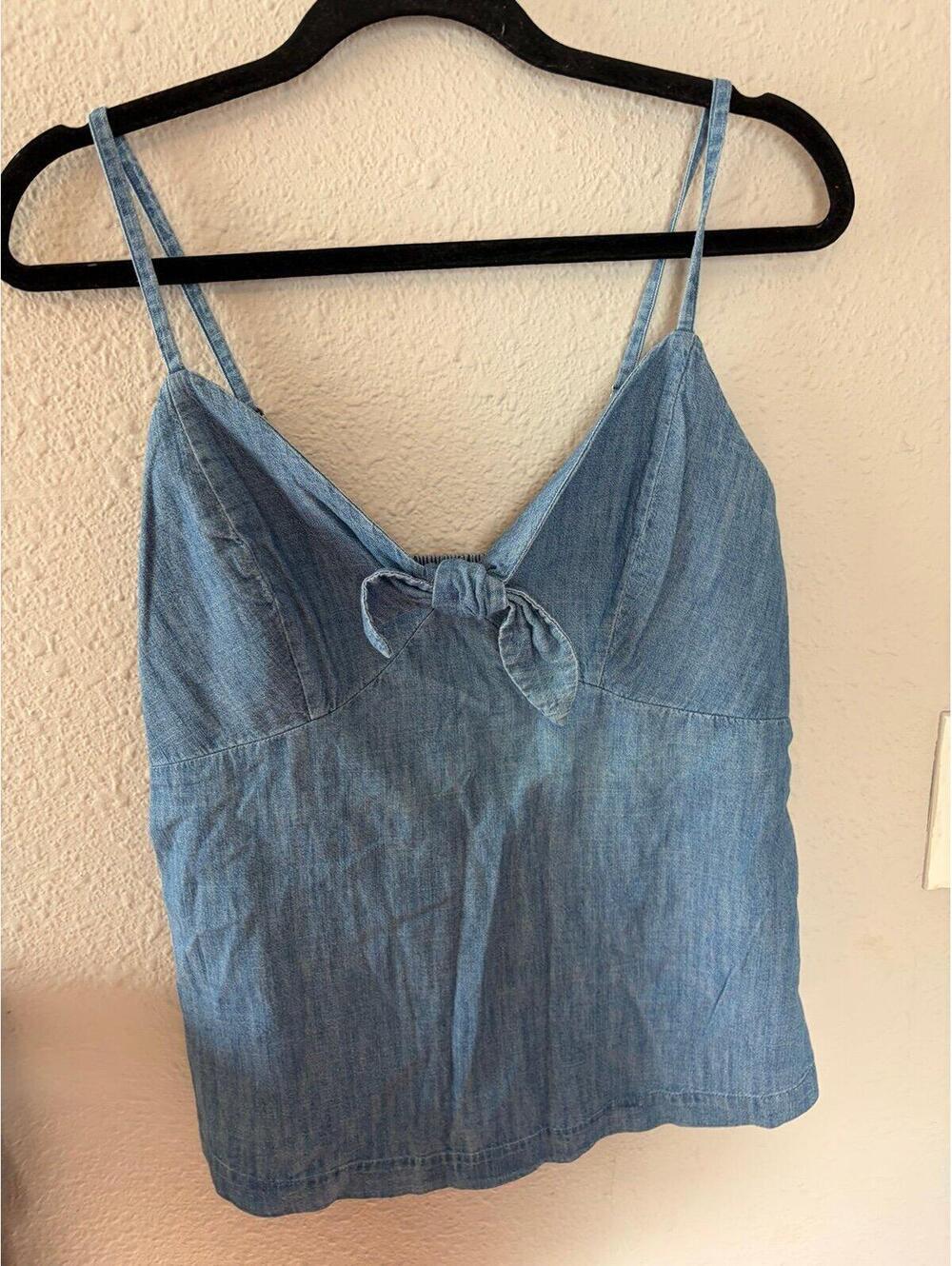 NWT Old Navy Denim Style Tank size M. $30 retail